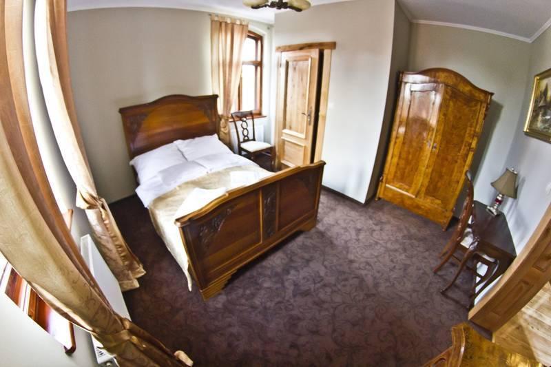Leniwka Hotel Свебодзин Екстериор снимка