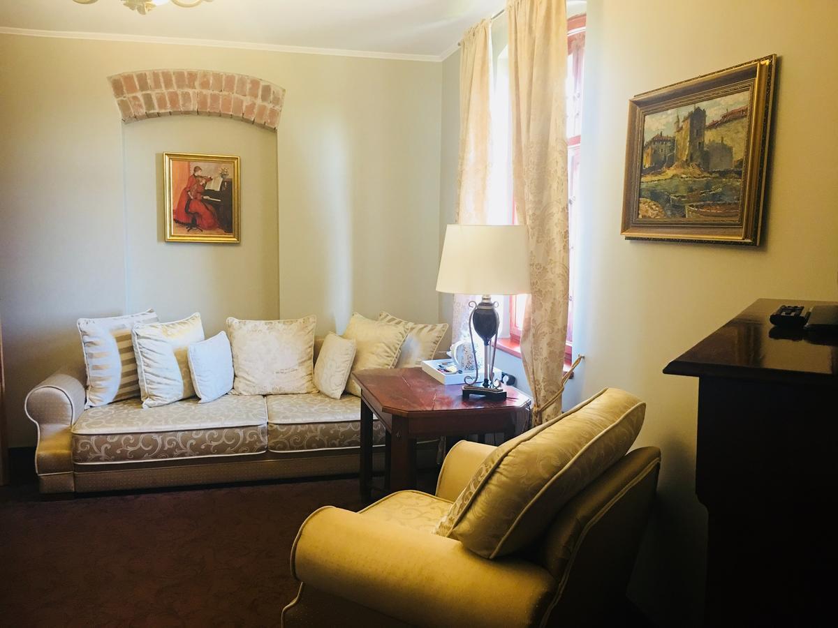Leniwka Hotel Свебодзин Екстериор снимка