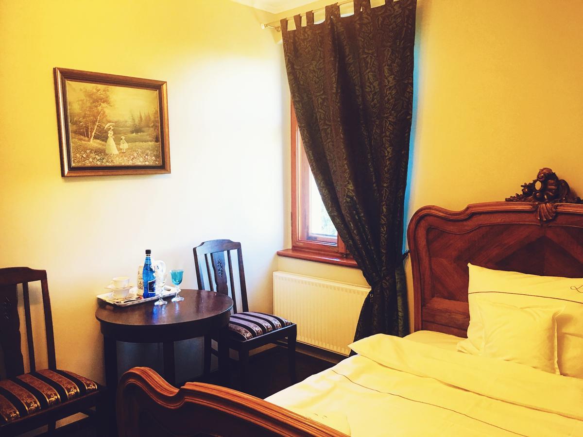 Leniwka Hotel Свебодзин Екстериор снимка